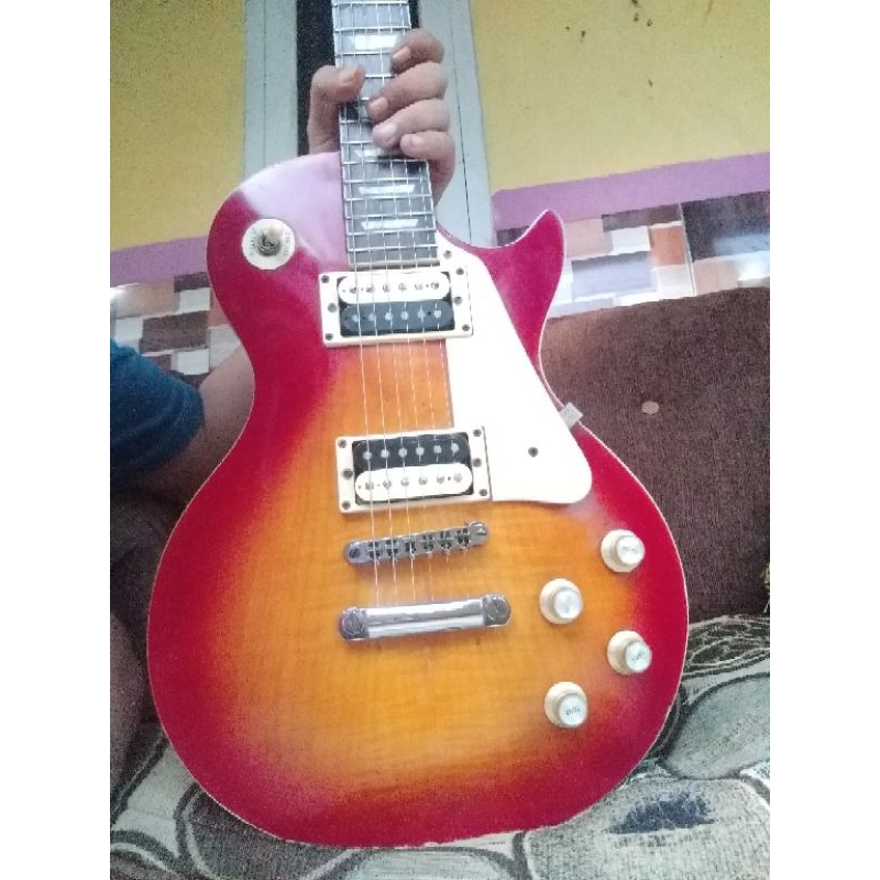 epiphone les Paul guitar