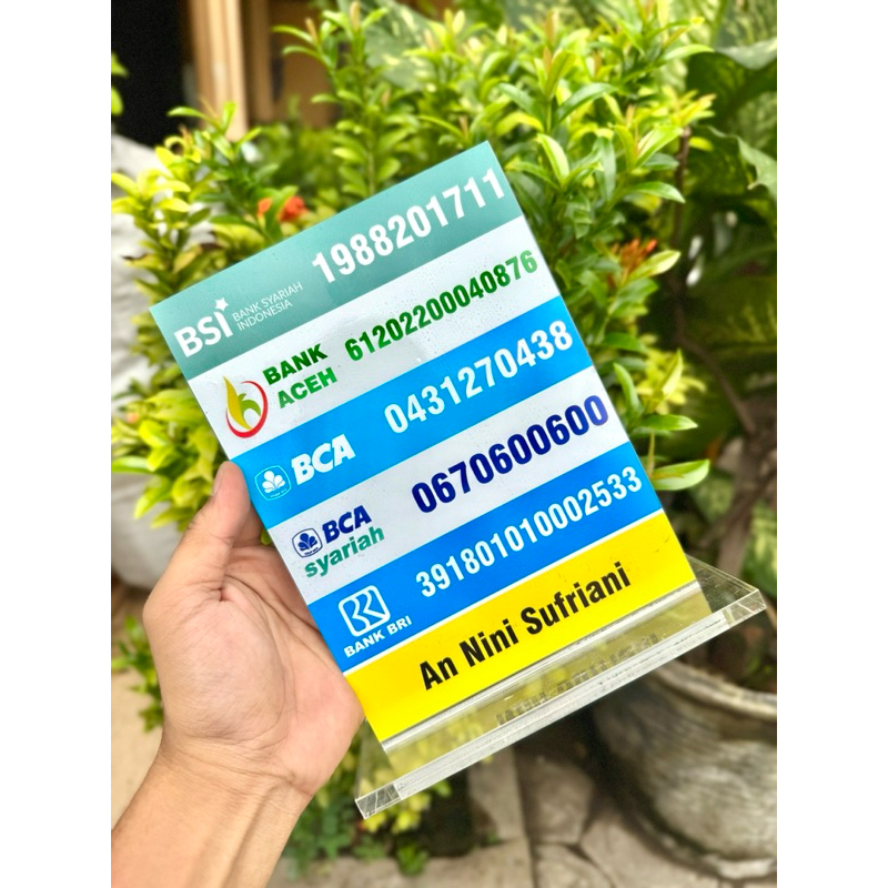 

AKRILIK MEJA 15x20cm BAHAN TEBAL BISA RUBAH CUSTOM REKENING