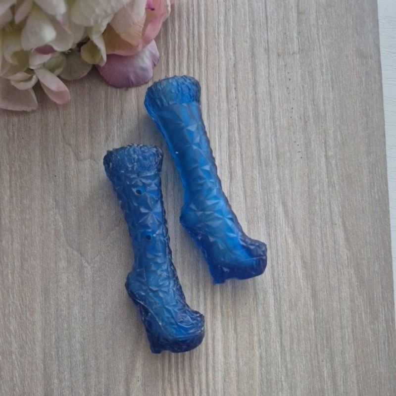 Sepatu Boots boneka Monster High blue