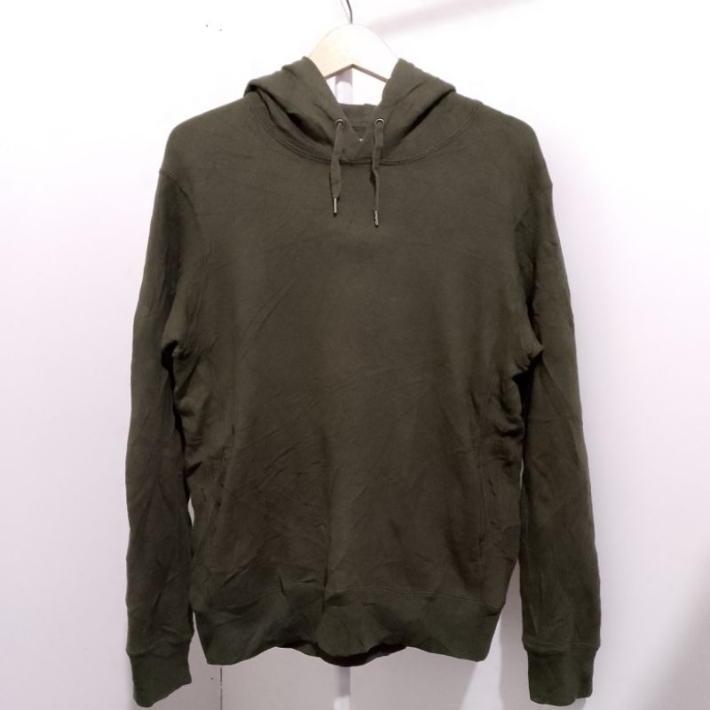 BORONGAN HOODIE UNIQLO
