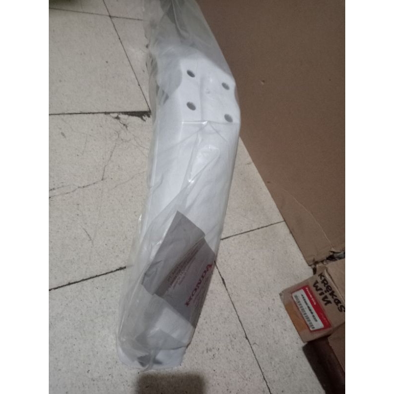 Fender,FR,SemiTrial/SpakbordDepan,Honda win,SemiTrail,asli AHM kode 61100-GF6-111
