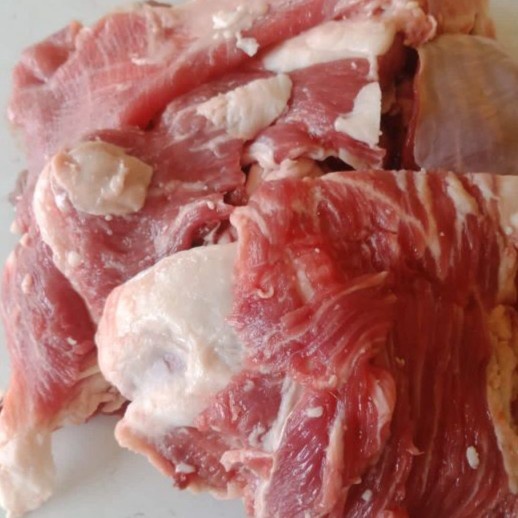 

Tetelan daging kambing muda 500 gram dijamin fresh segar