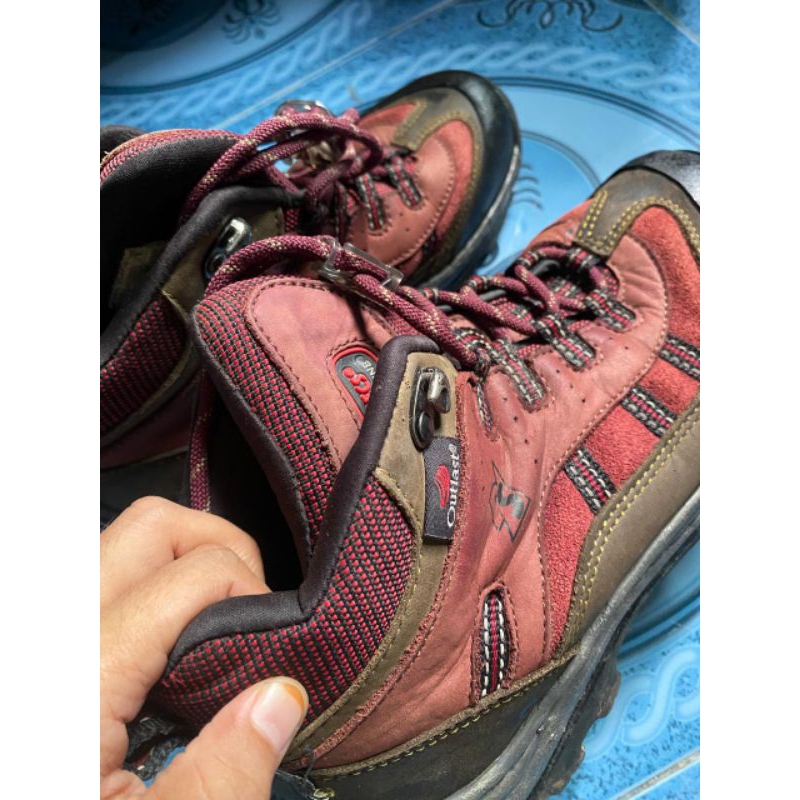 Sepatu Second Gunung Brand