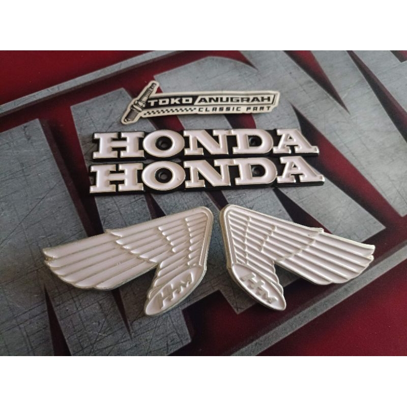 Emblem Tangki CB 100 Logo Tangki CB Glatik Import