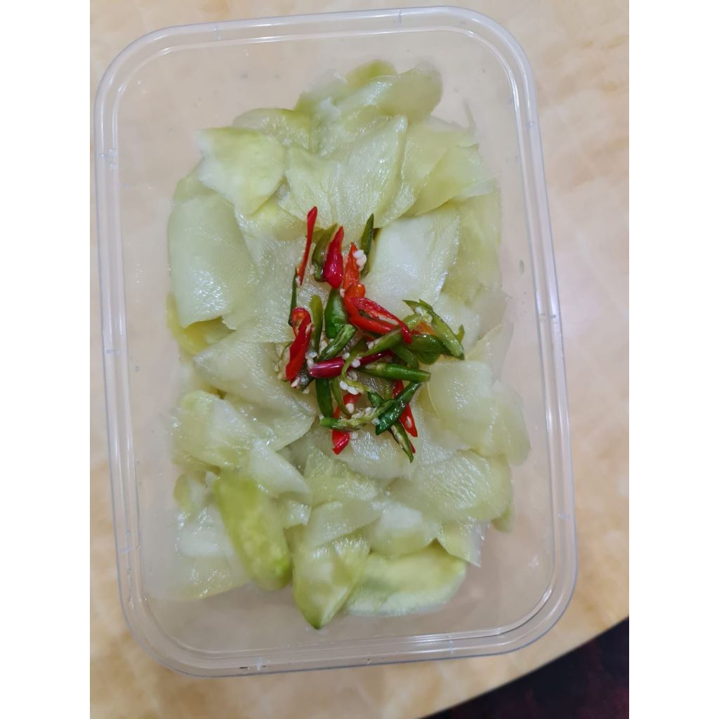 

Manisan Mangga Medan irisan manisan mangga muda dipotong iris tipis homemade