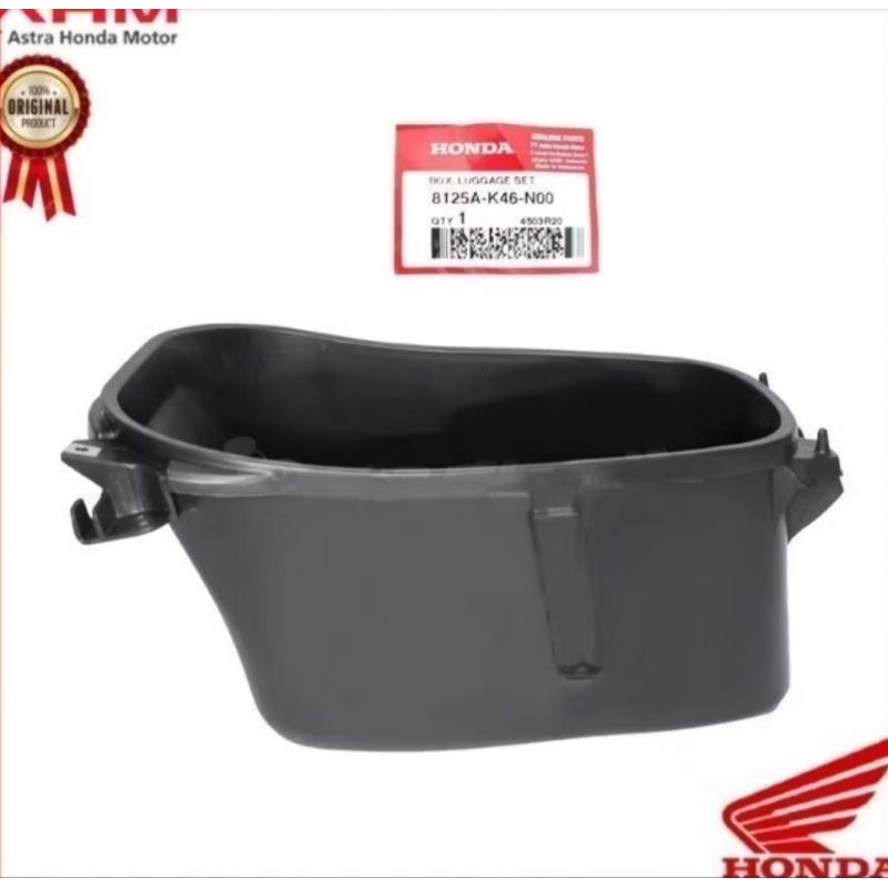 8125A-K46-N00 Box Luggage Bagasi Vario 110 fi Stater Kasar2013 -2014 Original AHM