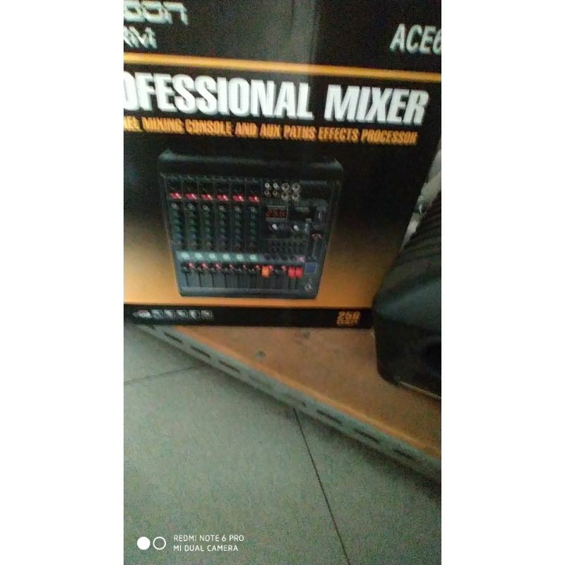 PROFESIONAL MIXER 8CHANEL