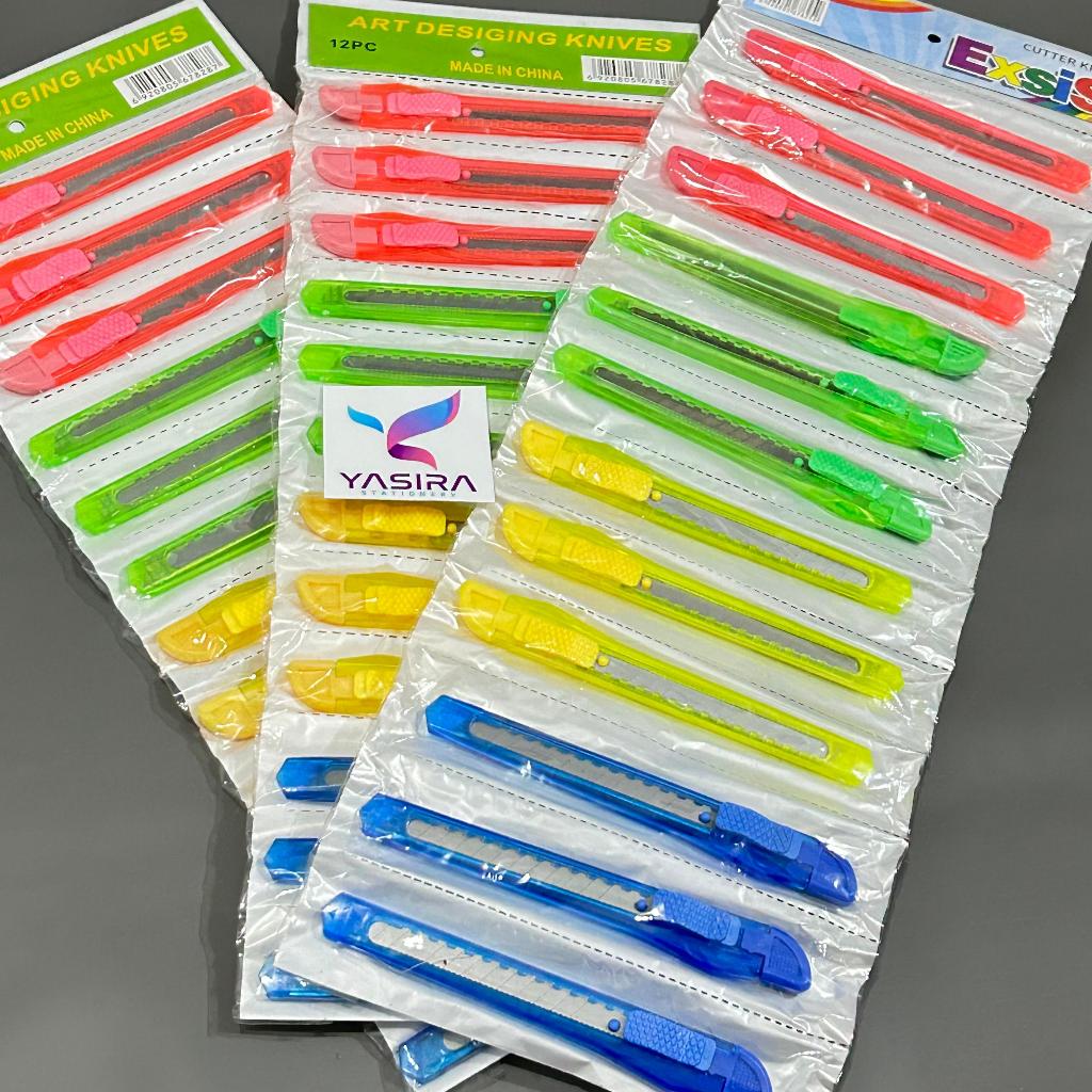 

SATU RENTENG 12 PCS Cutter Plastik Kecil