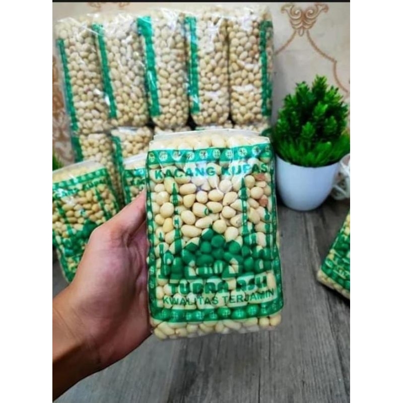 

Kacang Kupas Tuban/Kacang Tanah Kupas 350gr