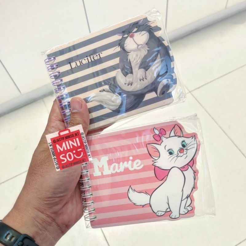 

MINISO Wire-Bound Memo Book DISNEY CAT Collection (80 Sheets) MARIE / LUCIFER