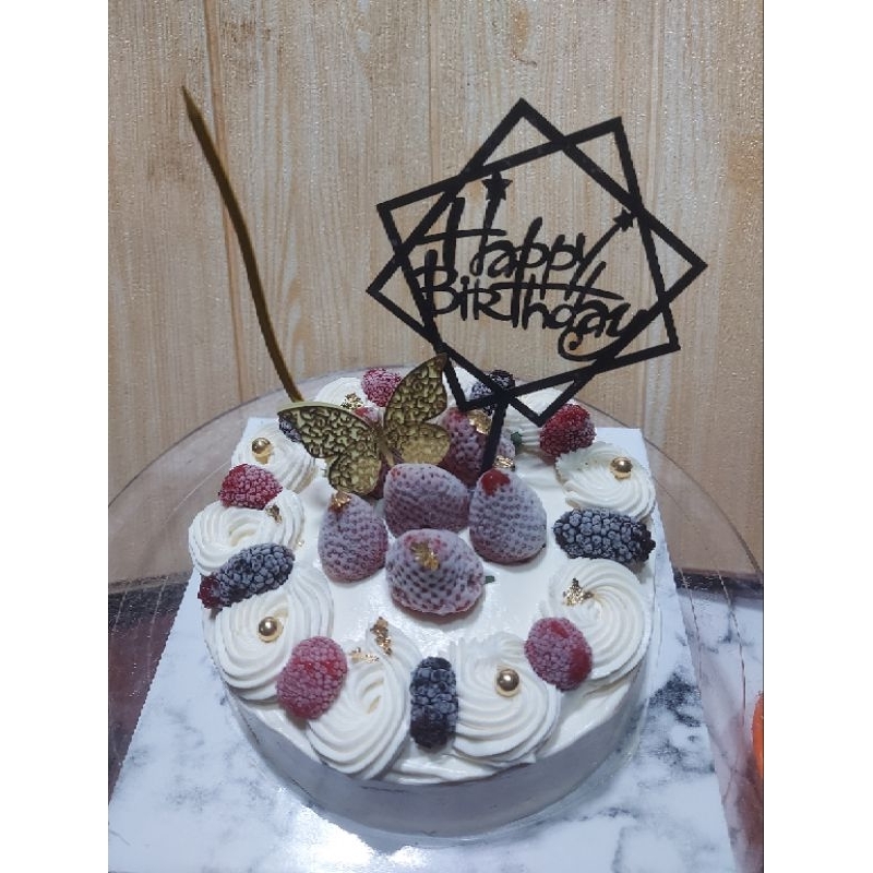 

Baby C Birthday Cake 20cm