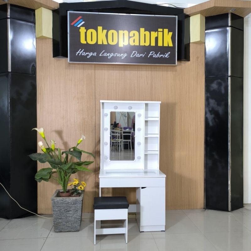 Meja Rias Lampu - Meja Rias Kotak Modern Termurah Terlaris Bandung Cirebon Tegal Pekalongan Bandung 