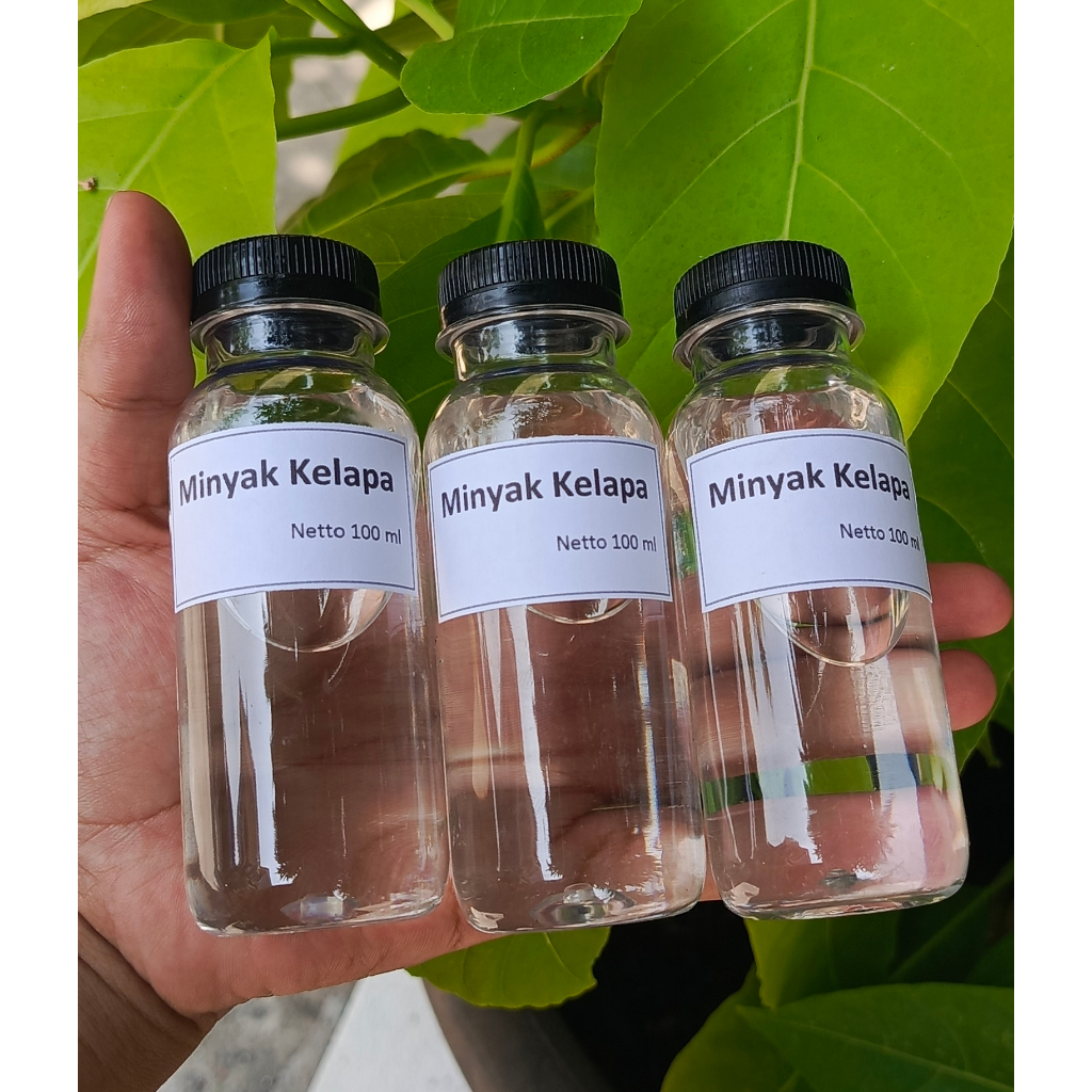 

Minyak Kelapa untuk campuran minyak pusaka alami