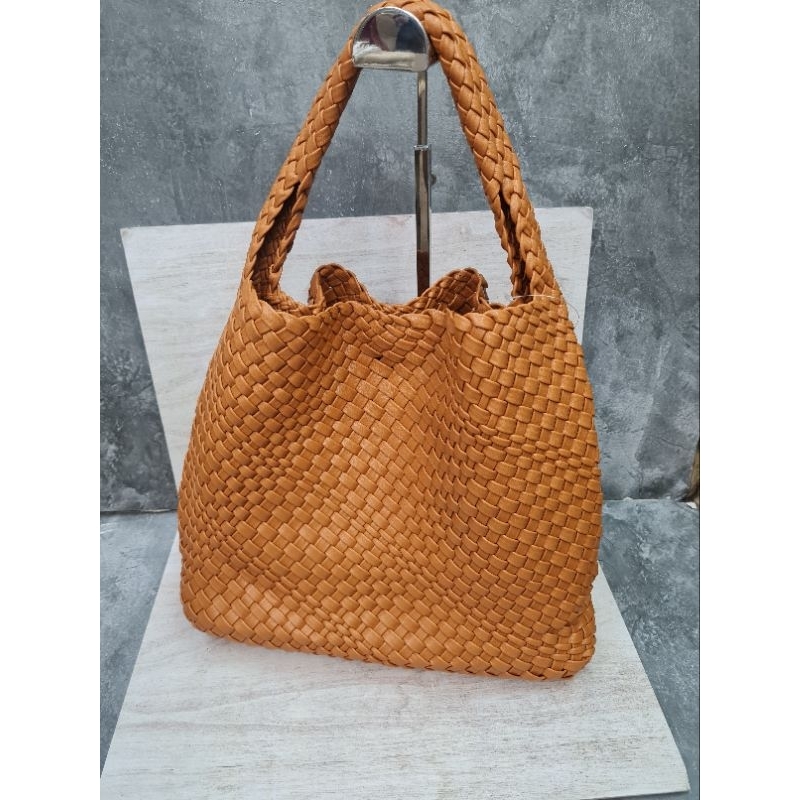 BV Mia Woven Bag in Bag