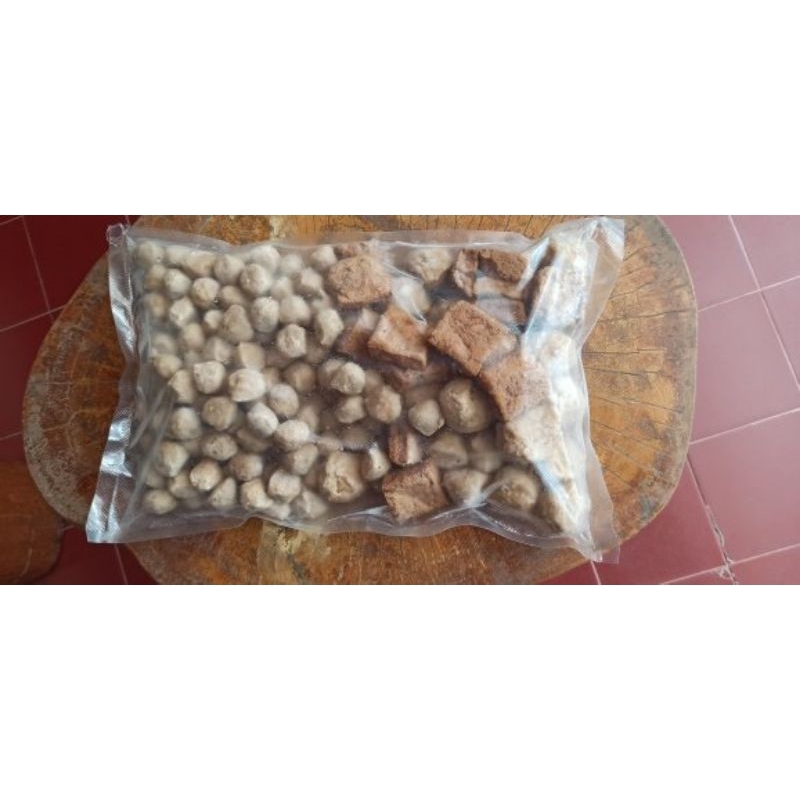 

Bakso Ayam premium kiloan sudah termasuk bumbu kuah