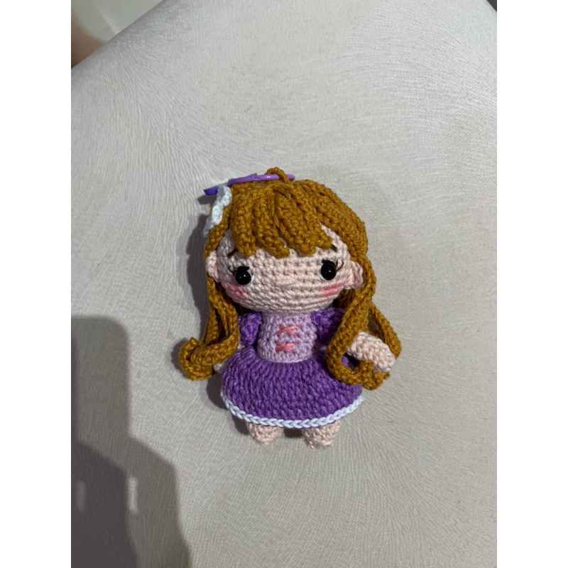 boneka rajut rapunzel