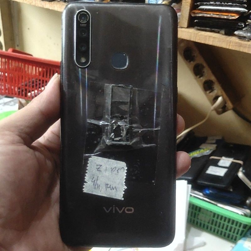 vivo z1 pro/z1 minus lcd,baca deskripsi