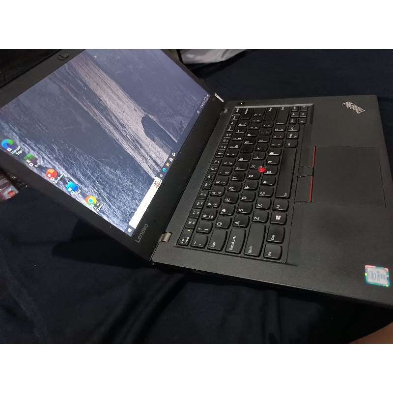 laptop thikpad touchscreen bergaransi