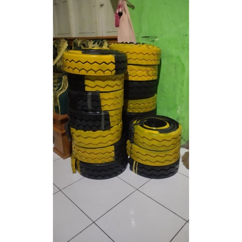 Polisi Tidur Karet / Rubber Bump / Rubber Speed Bump Kuat