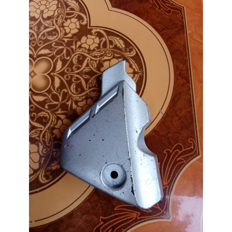 cover tutup rangka sebelah kanan jupiter mx old