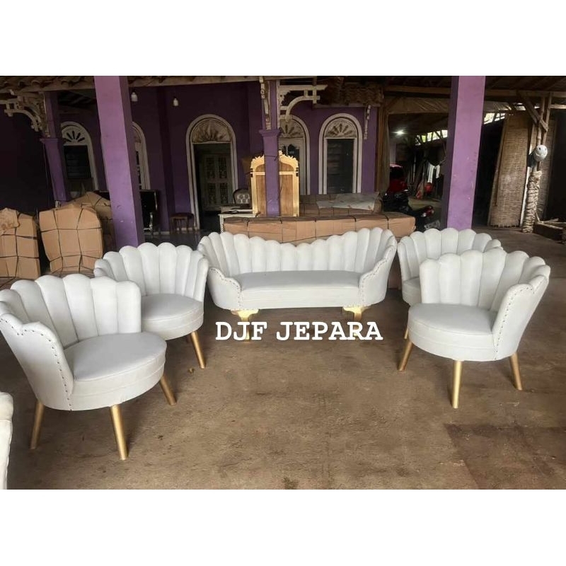Kursi pelaminan kerang lesti / Sofa pelaminan kerang lesti / Kursi manten lesti / Sofa mante  lesti 