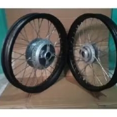 Velg pelek variasi jari-jari depan belakang motor Kawasaki ninja R/RR