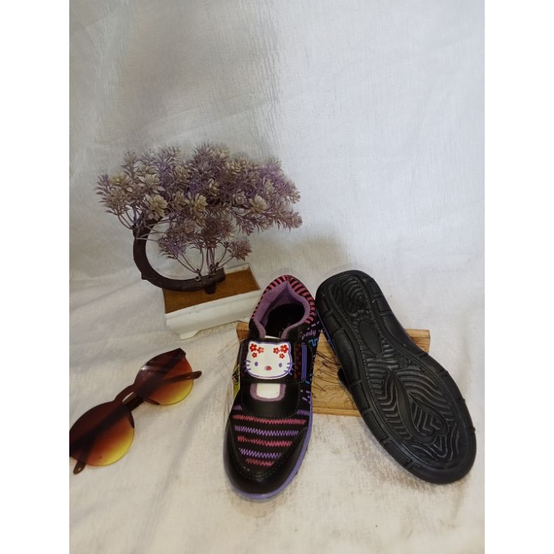 sandal,sepatu,anak,cewek,TK,