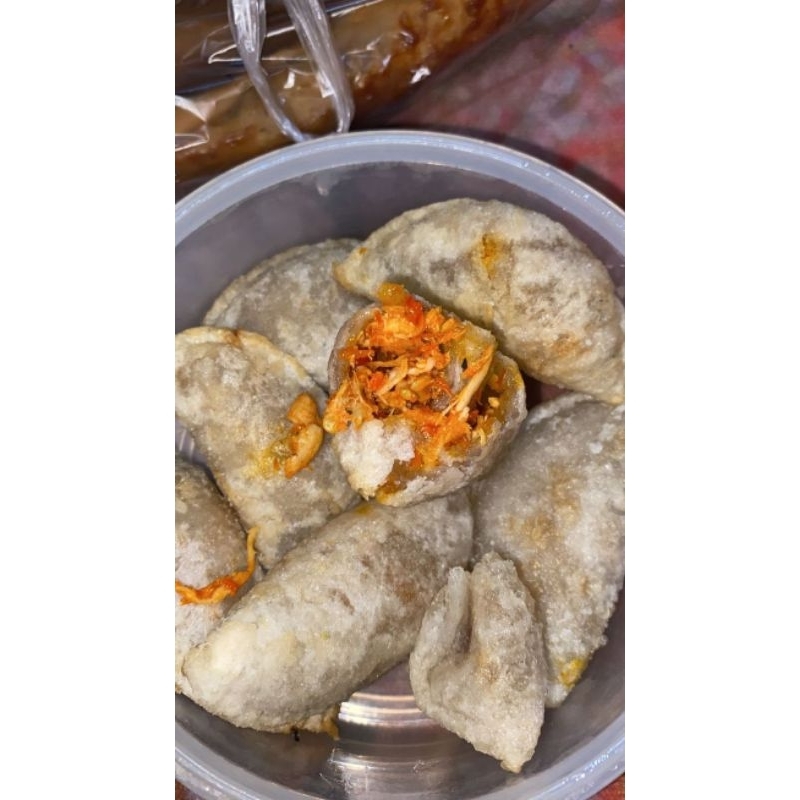 

Cireng Isi Ayam Suwir Pedas