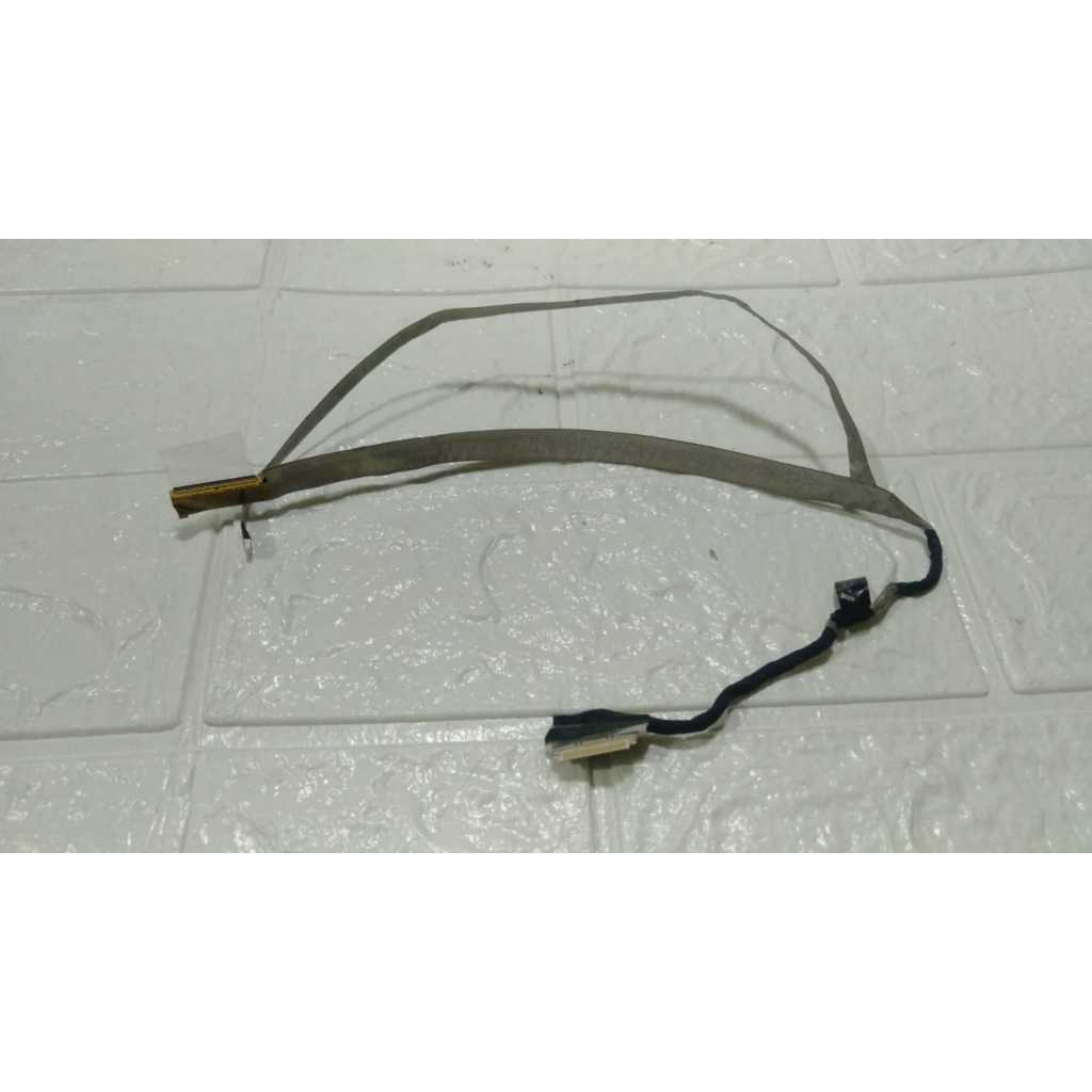 KABEL FLEXIBLE LVDS LAYAR LED TOSHIBA SATELLITE C55TD 15 INCH 40PIN