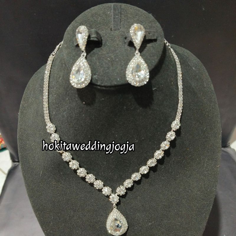 1set kalung pengantin moderen /set kalung dan anting