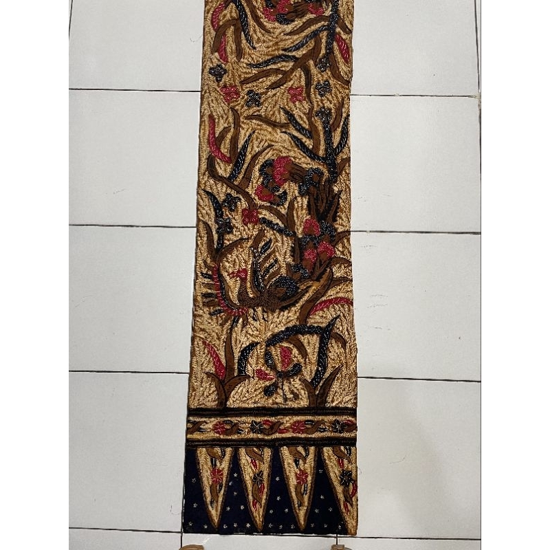 Selendang Batik Tulis Madura motif burung circa1980