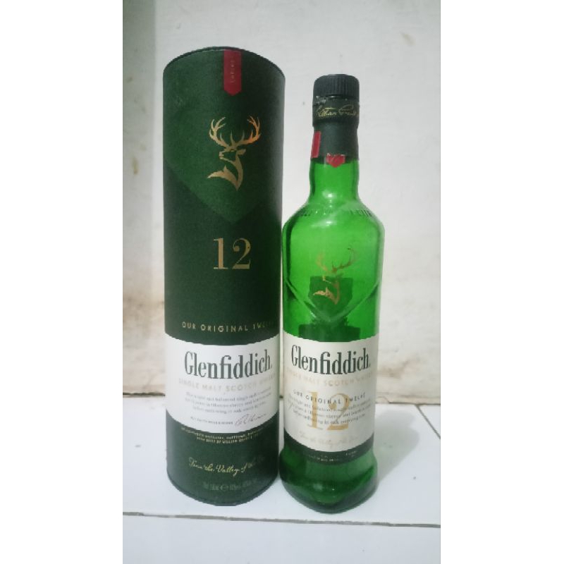 Jual Botol Glenfiddich 12 Y.O - Speyside Single Malt Scotch Whisky.