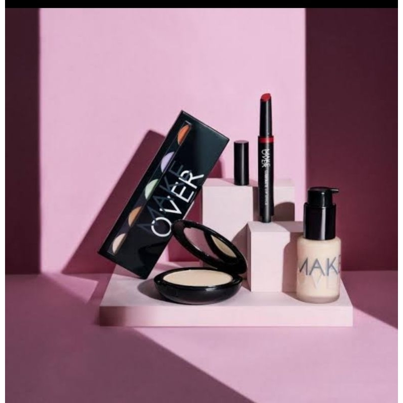 MAKE UP MAKE OVER