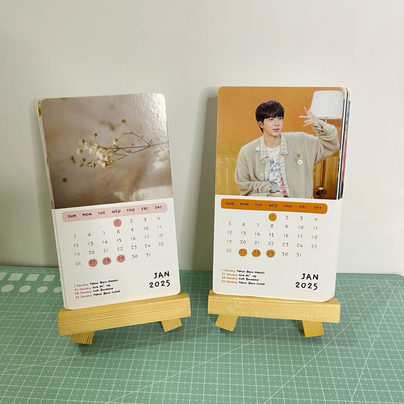 

Kalender Meja Bisa Request Foto Kalender BTS