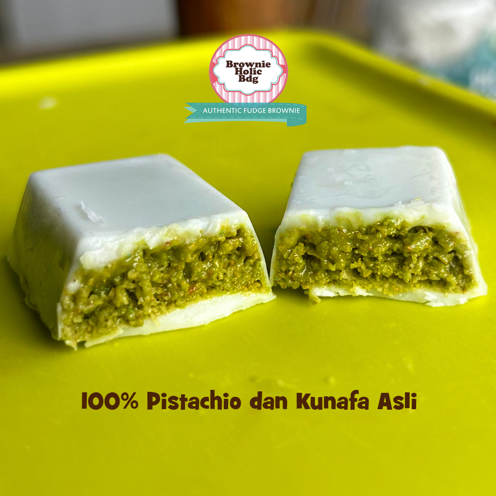 

RB Brownieholicbdg Coklat Dubai Pistachio Kunafa Mini 30 gram