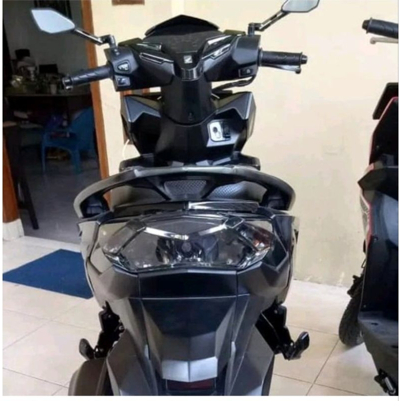 mika stop lampu belakang vario 125/150 led old/kaca lampu belakang vario 150/125 led lama