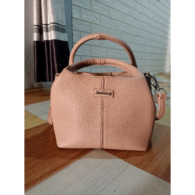 Preloved Tas Jims Honey