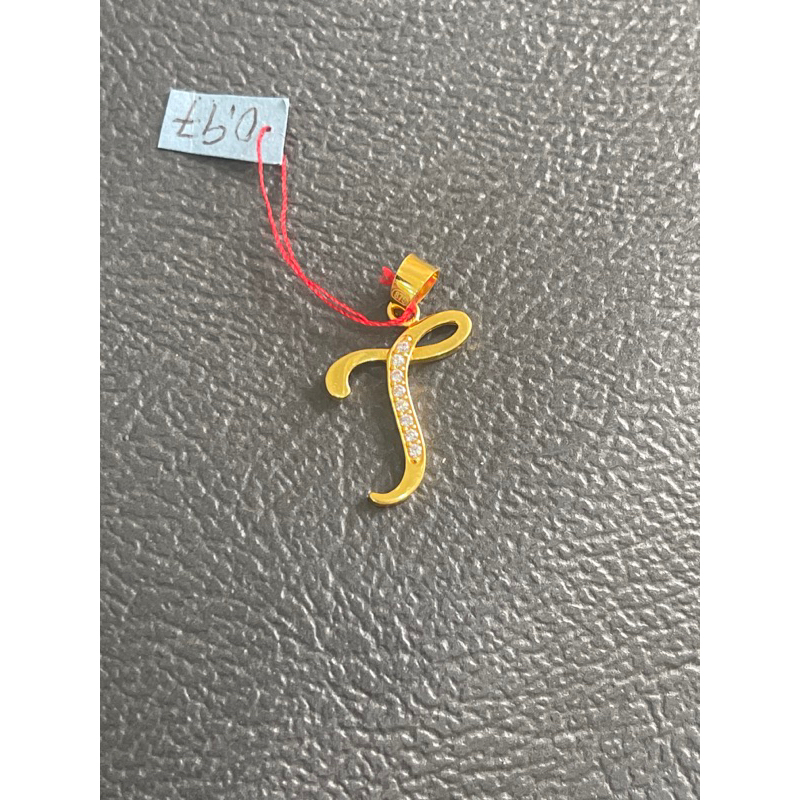 Liontin nagita emas aali kadar 875 huruf t