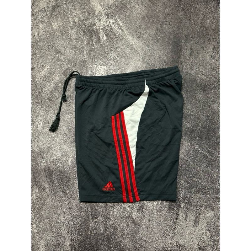 CELANA PENDEK ADIDAS SECOND