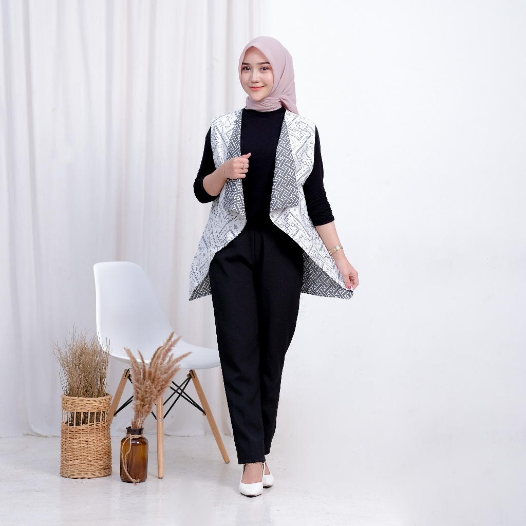 Outer Batik Wanita Bolak-Balik Premium – Panjang 70cm All Size Fit to XL