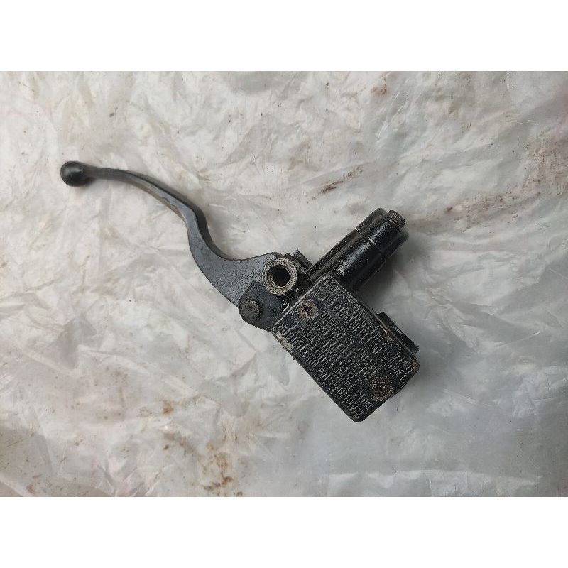 master rem/dudukan rem depan skywave second