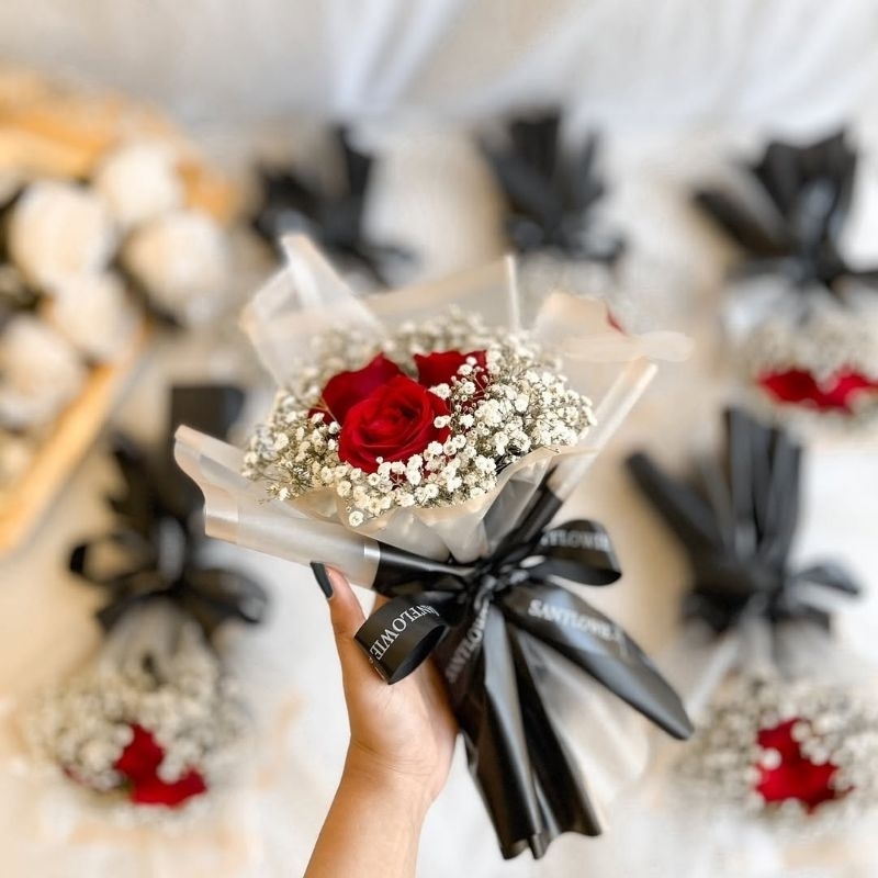 Bouquet rose + baby breath, buket mawar merah + baby breath