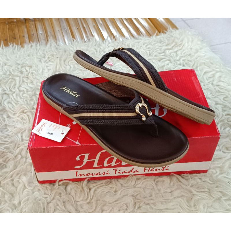 sandal hailai size 36-40  hailai jepit wedges