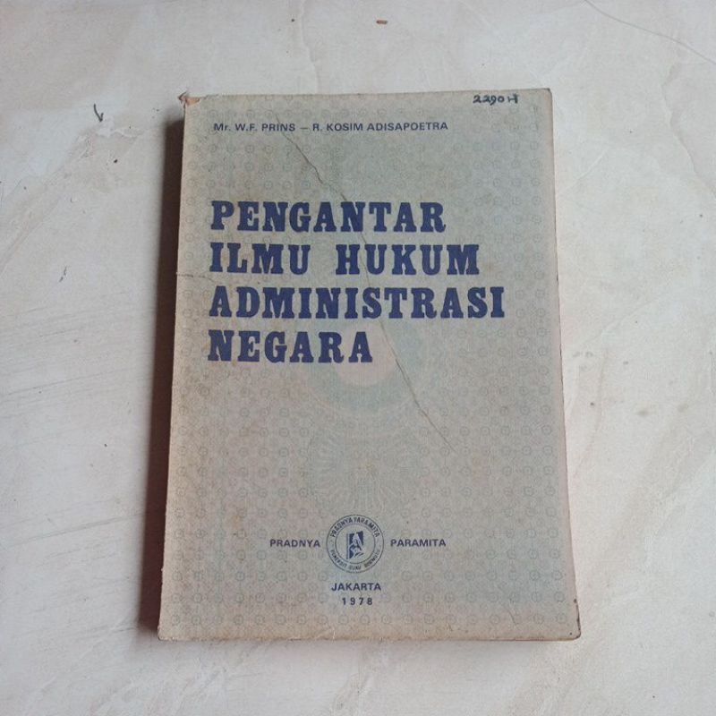 Buku pengantar ilmu hukum administrasi negara