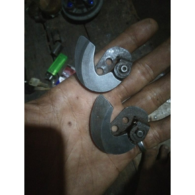 dekompresi vario 110 karbu