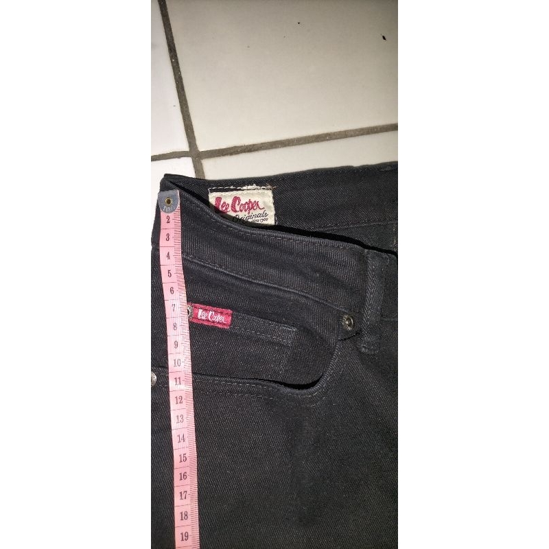 Preloved jeans wanita highwaist LEE COOPER ORIGINAL/leecooper/jeanshighwaist/leecoopperori