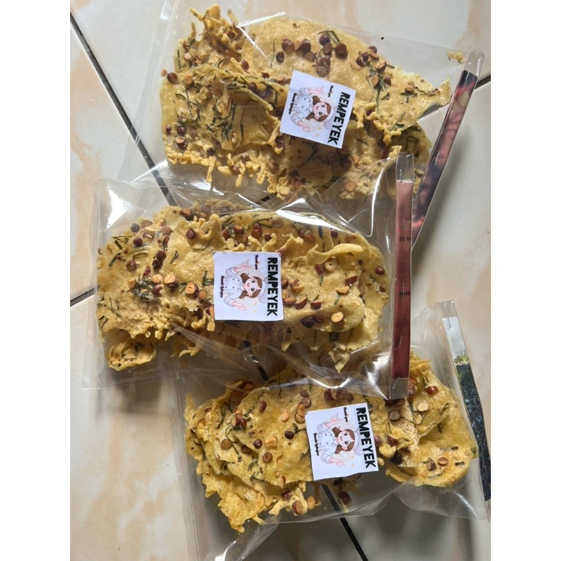 

REMPEYEK Bunda Laheyna