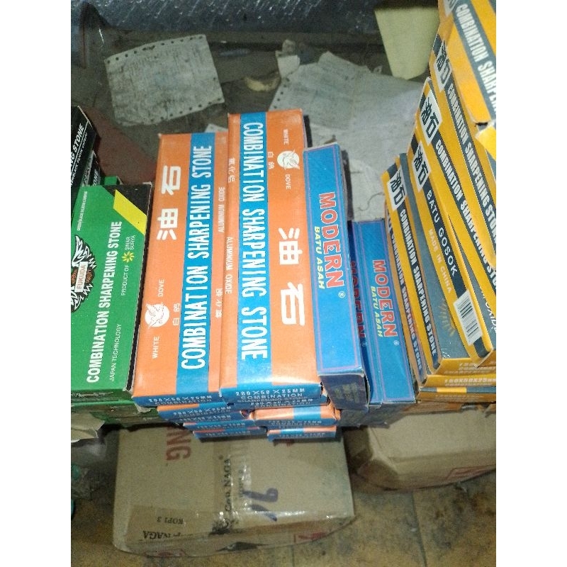 Ungkal Pisau dll/Batu Asah Fukuda dan Burung