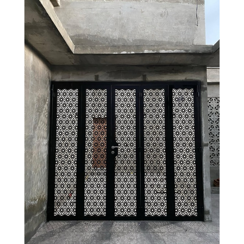 Pagar Pintu Rumah Cutting Laser Hitam