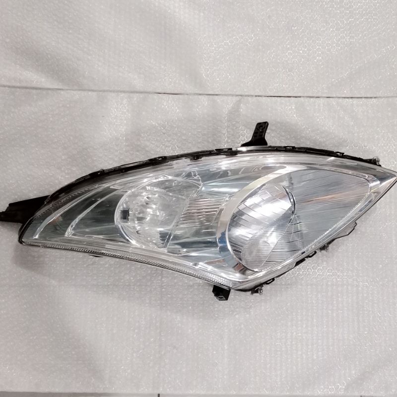 Headlamp Lampu depan Suzuki Swift 2012 